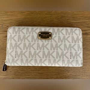 Michael Kors Cream Logo Pattern Wallet